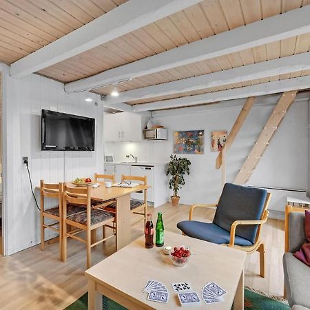 Nice Home In Hemmet With Kitchen Extérieur photo