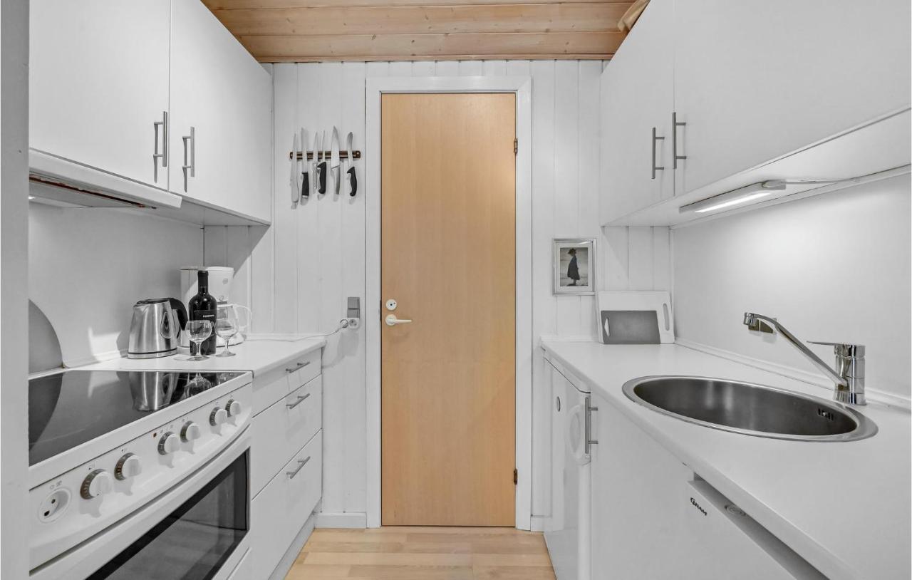 Nice Home In Hemmet With Kitchen Extérieur photo